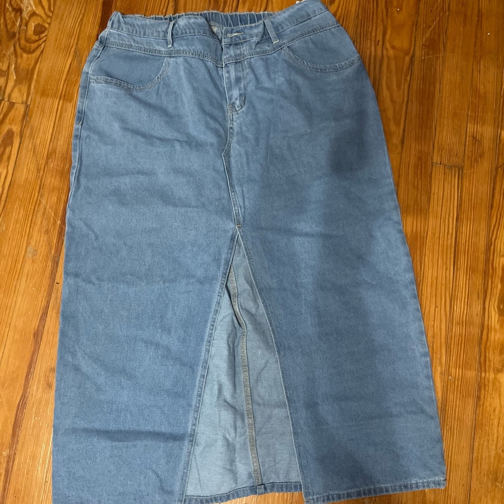 SHEIN Blue Denim Midi Skirt NEVER WORN